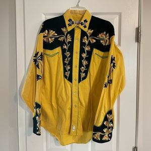 Rockmount Ranch Wear Western Embroidered Pearl Snap Size Medium